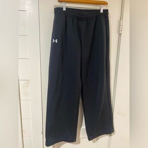Women’s Nike Wide leg Sweatpants. Large.